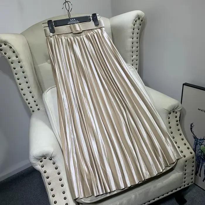 Jupe femelle plissée en velours or avec ceinture perlée brillante une ligne mince ajustement empire midi longue décontractée pour occasions spéciales