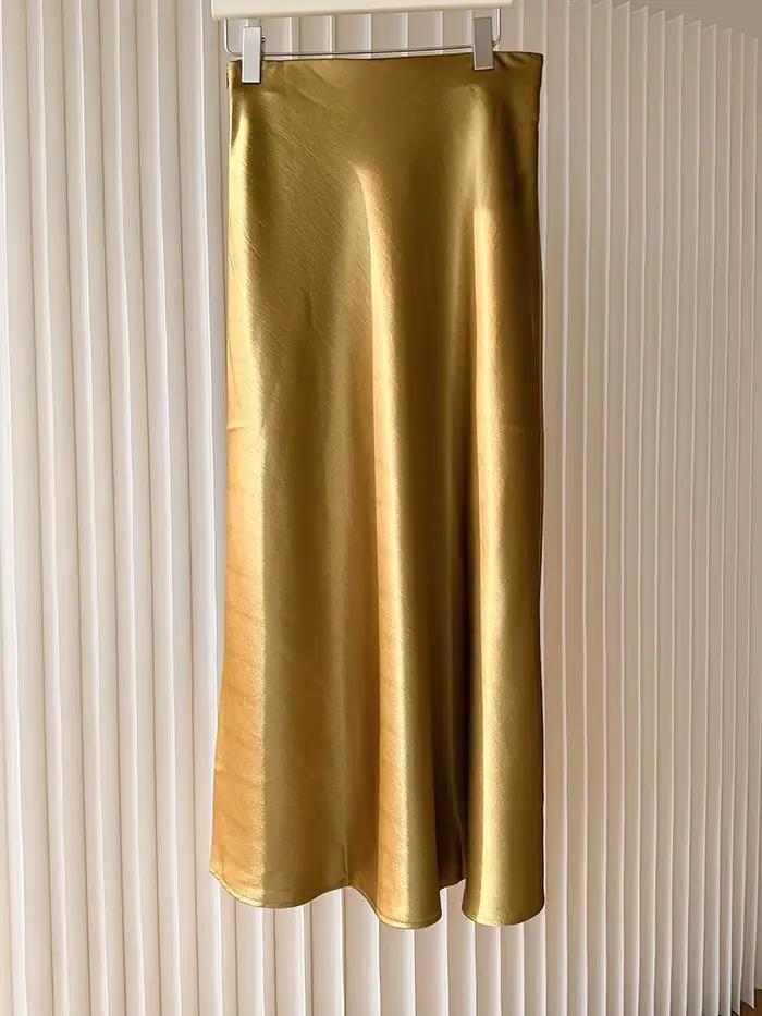 Jupe mi-longue en satin haute brillance pour femme avec fente scintillante