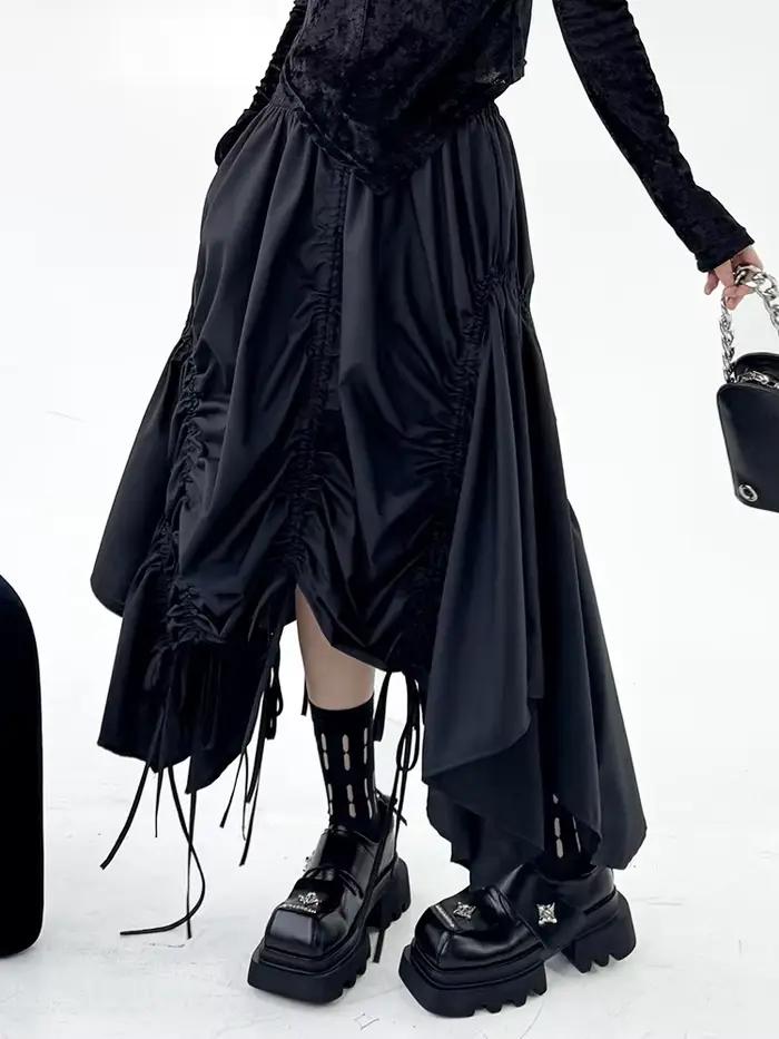 [EAM] taille haute élastique noir ourlet irrégulier cordon demi-corps jupe femmes mode marée nouveau printemps automne 2026 1DJ0643