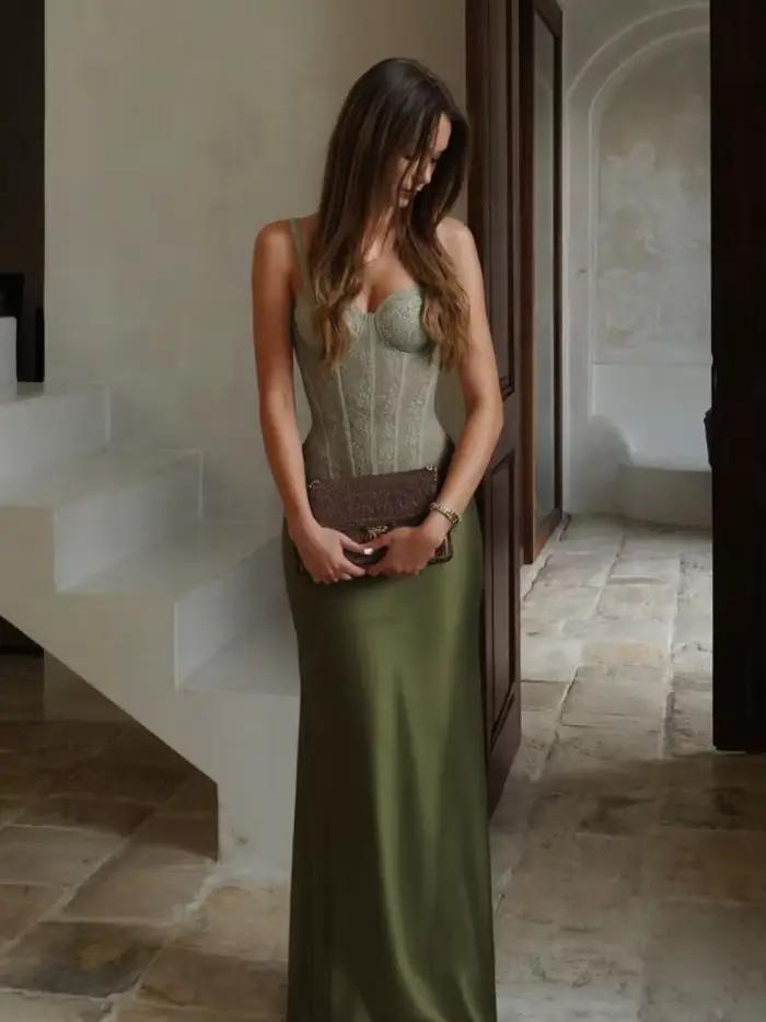 Ensemble jupe verte élégante pour femmes, Chic, sans manches, dos nu, gilet à lacets, jupe longue en Satin, tenue de soirée, 2025