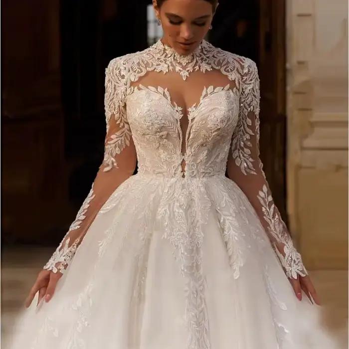 Nouvelle Robe de Mariée Longue en Dentelle, Style Palais, Coupe Ajustée, Col Montant, Travaux de Couture Raffinés, Idéale pour Mariage et Banquet, Traîne Personnalisable