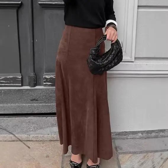 Jupe longue en daim marron terre style rétro pour femme