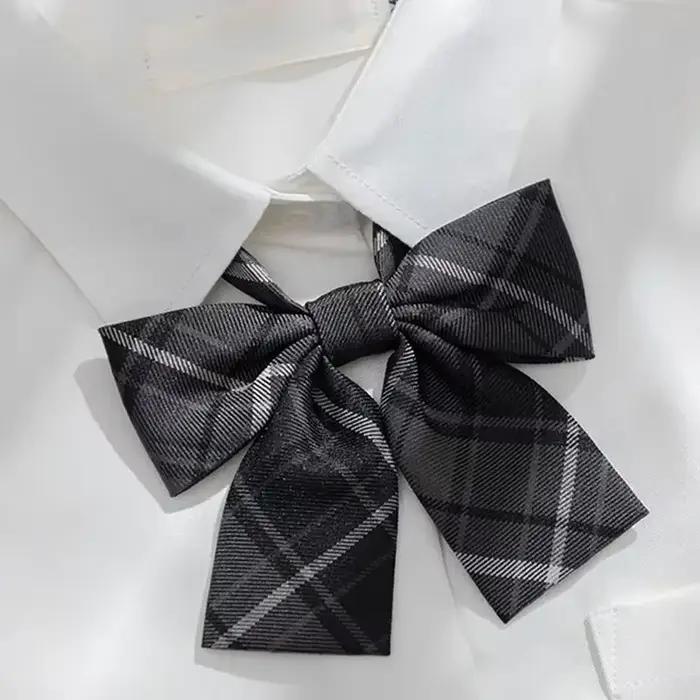 Ensemble jupe et nœud papillon japonais