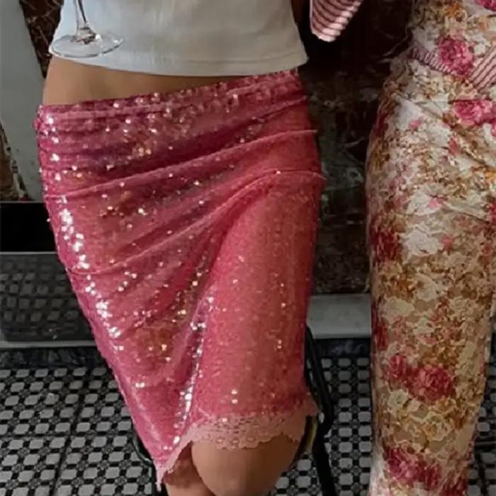 Jupe crayon mi-longue transparente à paillettes scintillantes