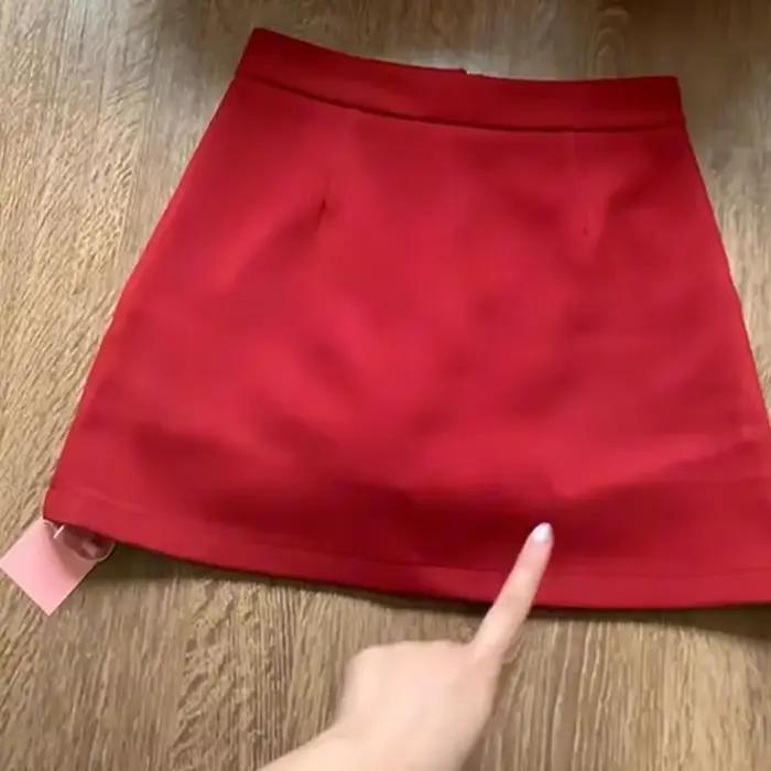 Mini jupe trapèze rouge taille haute pour femmes