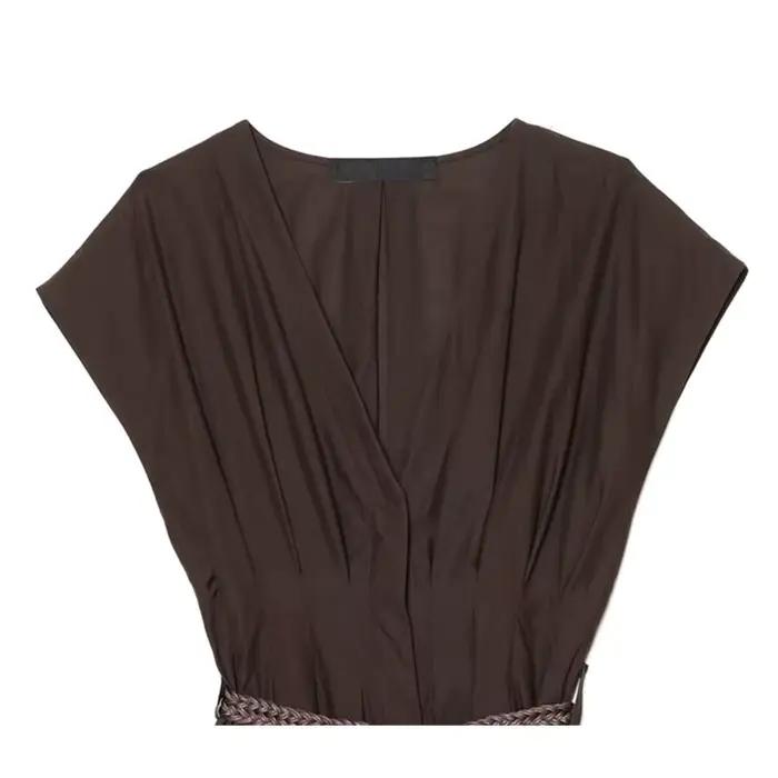 Robe midi élégante en satin marron pour femme, à manches courtes, col en V, avec ceinture à franges tressées et lien à nouer à la taille, couleur unie