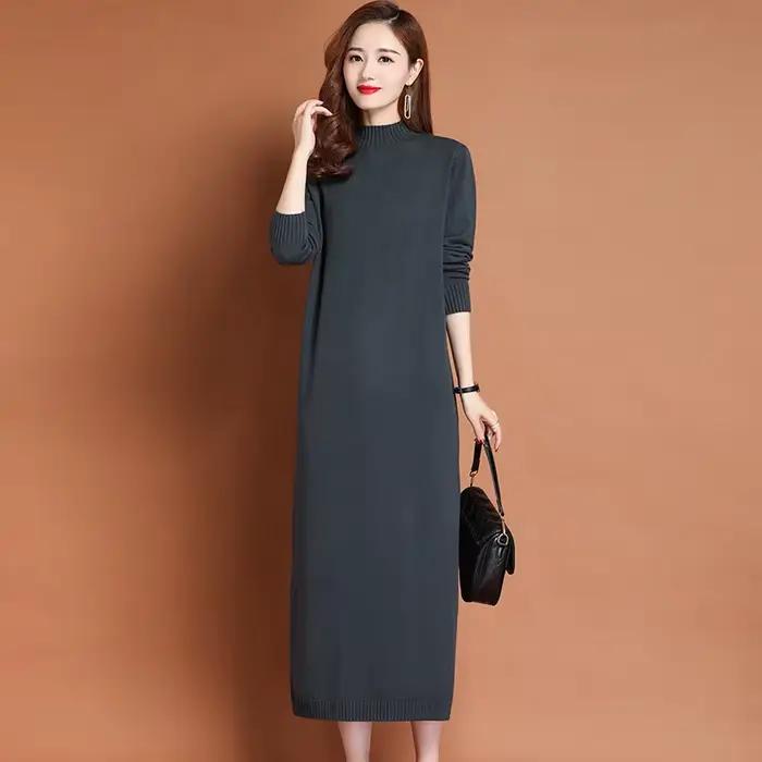 Robe demi-col roulé pour femme