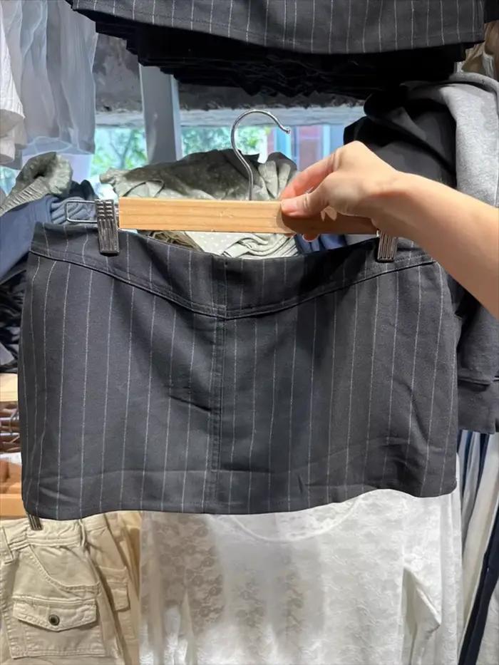 Mini-jupes rayées taille basse pour femme