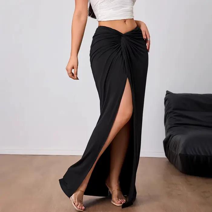 Jupe noire élégante pour femme