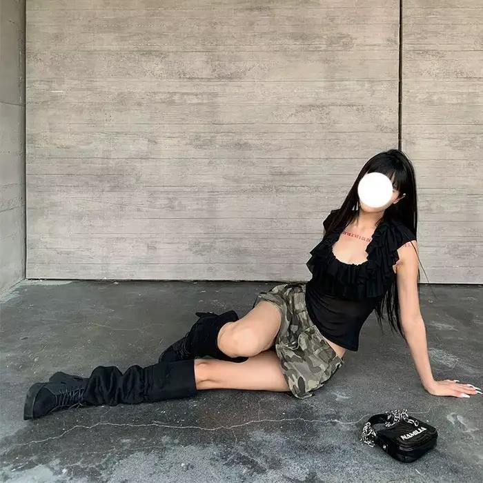 Mini-jupe en jean camouflage grande taille pour femme