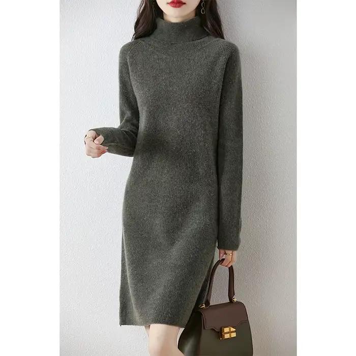 Robe à col roulé en laine mérinos