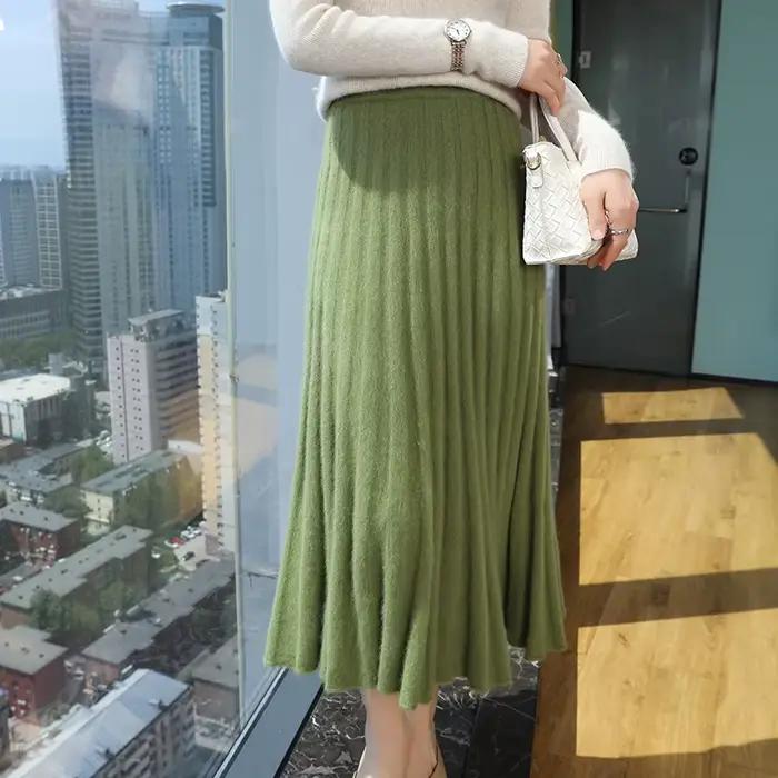 Jupe plissée taille longue en cachemire de vison pour femme