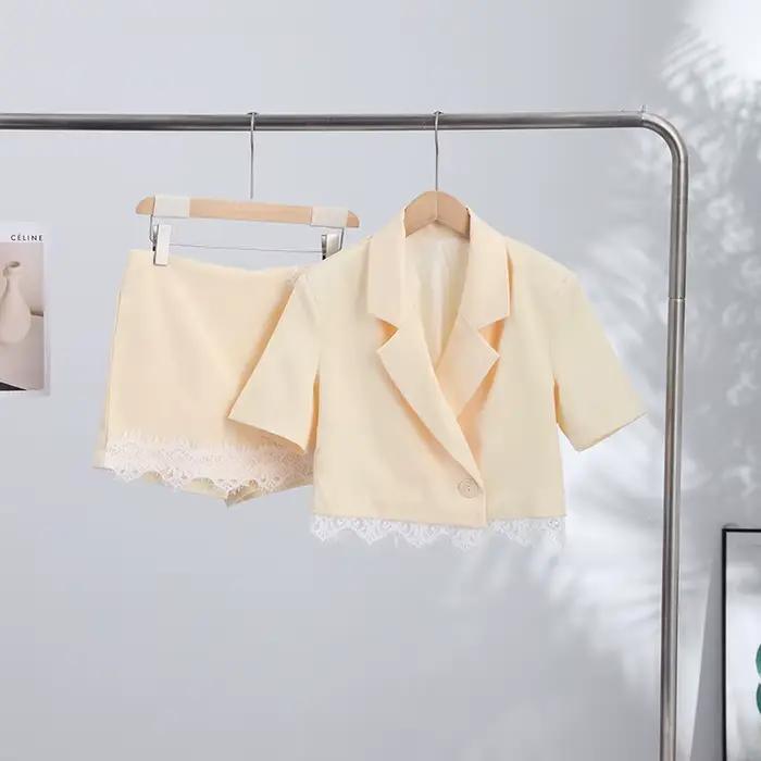 Ensemble deux pièces en dentelle pour femme : Blazer à manches courtes et jupe enveloppante