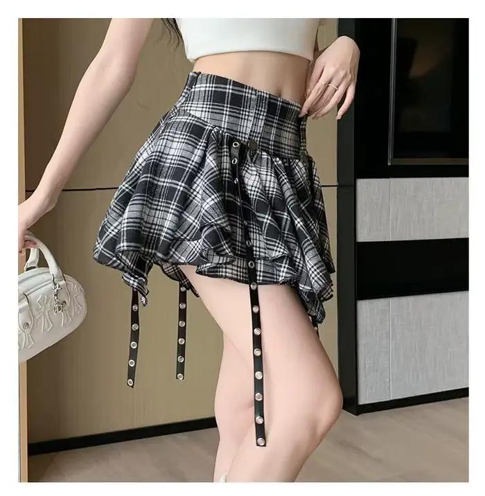 Jupe bouffante à carreaux rouges pour femme