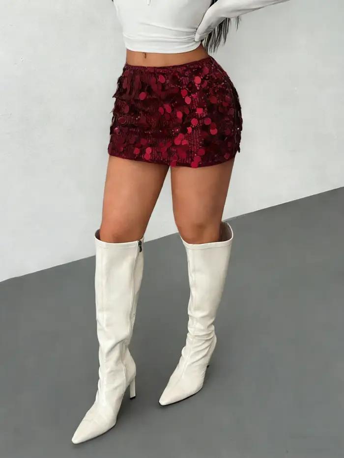 Mini-jupe taille haute ornée de paillettes bordeaux