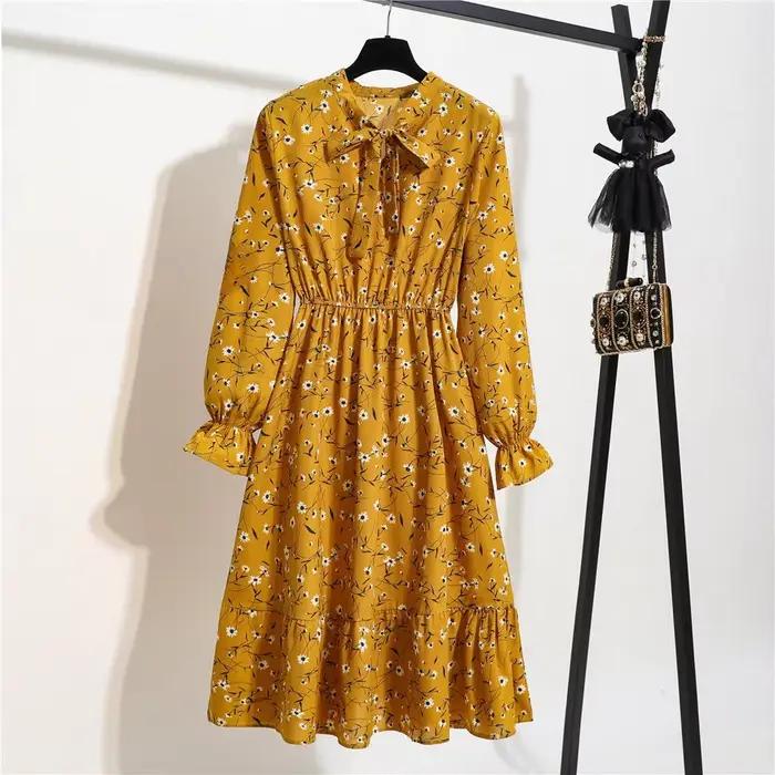 Robes mi-longues à manches longues pour femmes