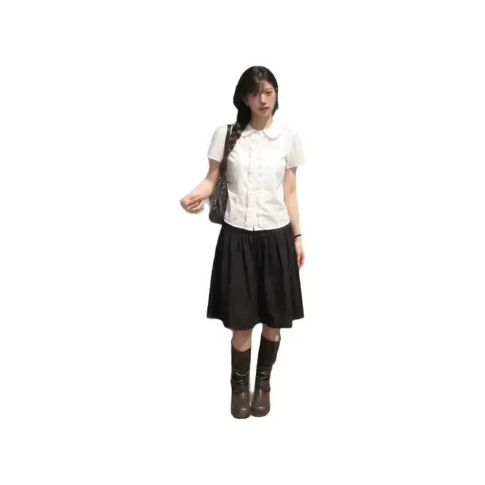 Jupe courte évasée noire taille haute pour femme