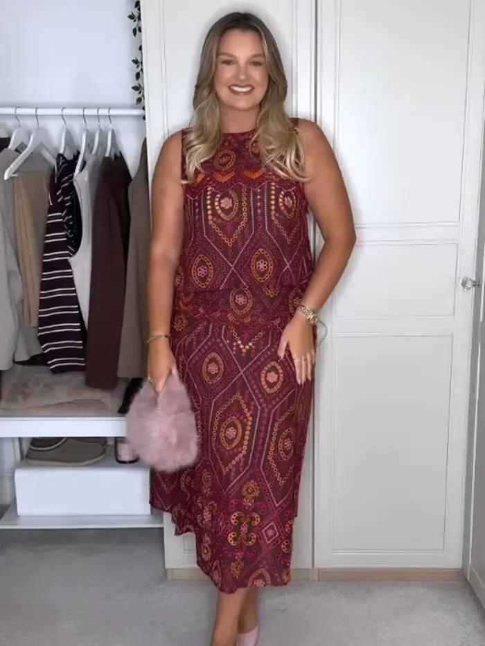 Ensemble jupe élégante pour femme HH 2026 : Haut brodé sans manches à col rond ajouré + Jupe midi plissée chic à taille haute avec fermeture éclair
