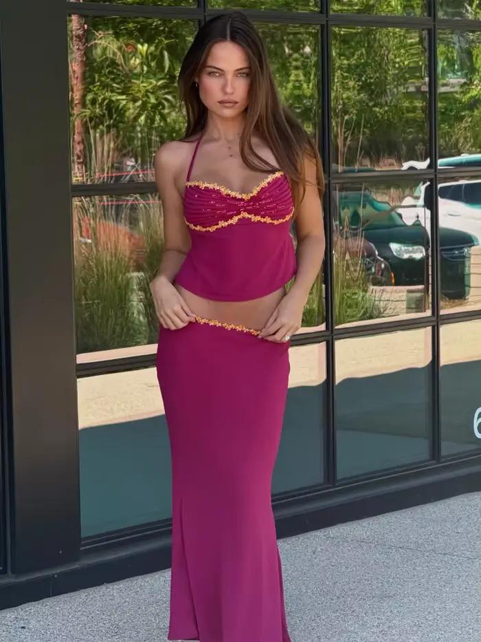Nouvel ensemble jupe sirène et crop top licou pour événements festifs 2026 – Élégant