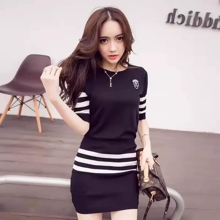 Robe courte à rayures pour femmes