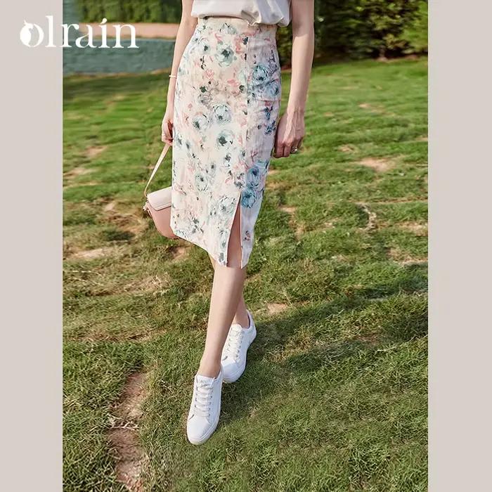 Jupe en mousseline florale OLrain pour femme, taille haute, coupe droite, fente latérale, ajustée aux hanches, idéale pour le travail, collection été 2026 O21XB52256