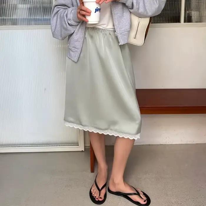 Jupe mi-longue chic en satin de soie élégante pour femmes junior, vintage, garniture en dentelle, streetwear occasionnelle ```