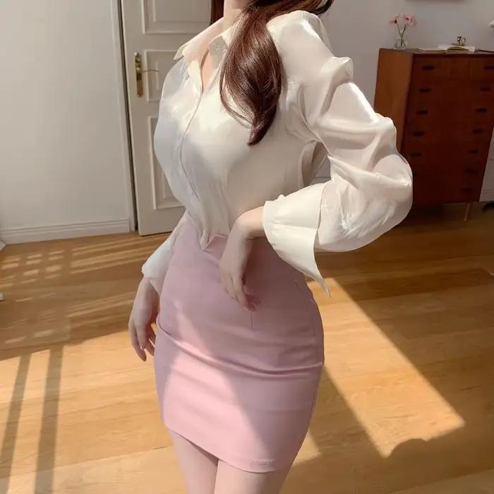 Fente jupes courtes pour femme mince blanc noir bureau dames taille haute paquet hanches femmes Mini jupe décontracté été 2025 vêtements