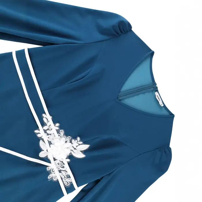 Robe bleu marine à col en V pour femmes grandes tailles, manches longues, taille ajustée, jupe plissée à volants amincissante