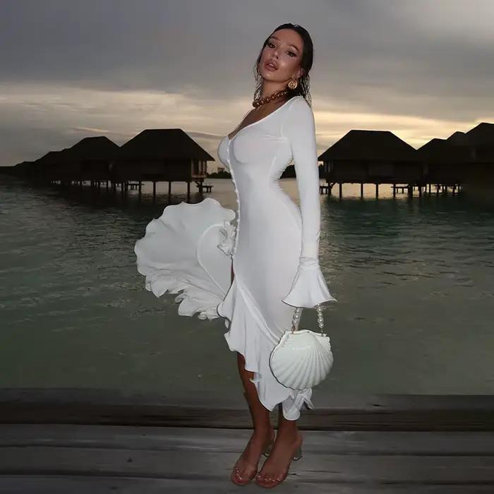 Robe longue moulante American Retro style sexy et élégant pour femmes avec volants irréguliers et boutonnage simple pour soirées et événements spéciaux