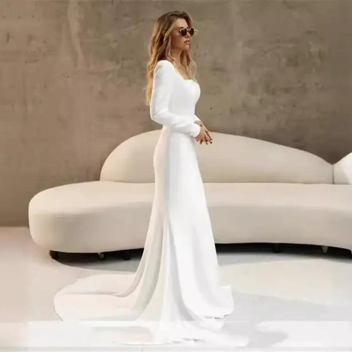 Robe de mariée en satin avec encolure carrée et train de balayage pour femmes occasions spéciales comme mariage et banquets