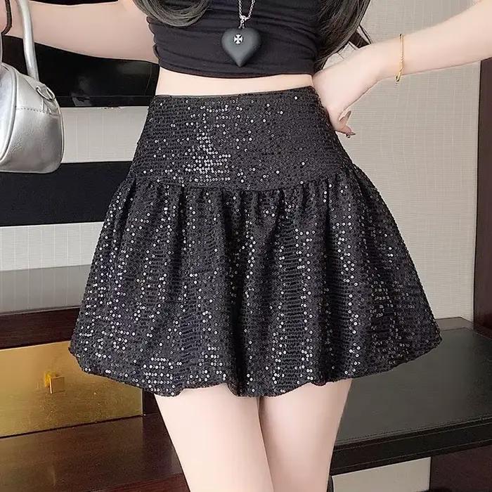 Jupe courte bouffante à sequins taille haute