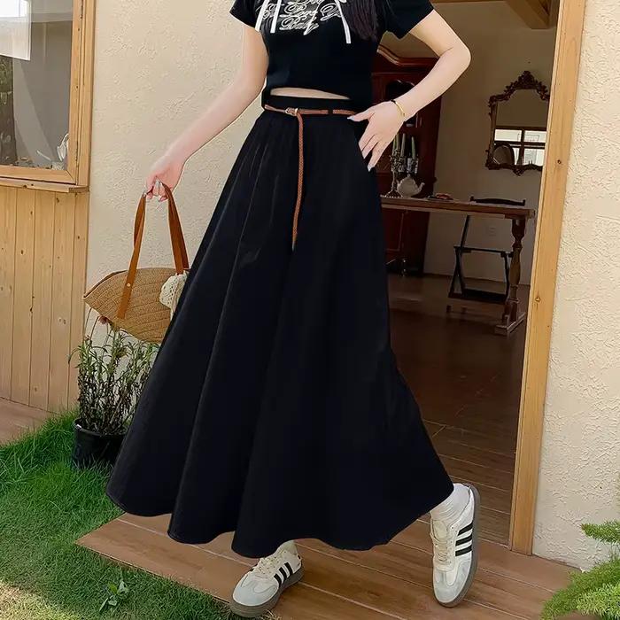 Jupe trapèze blanche avec ceinture pour femme
