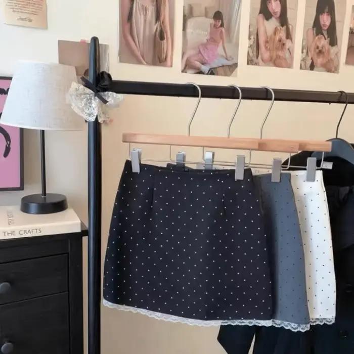 Mini-jupe élégante à taille haute