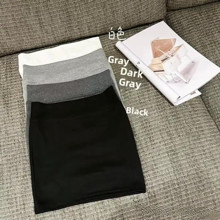 Mini jupe noire pour femmes
