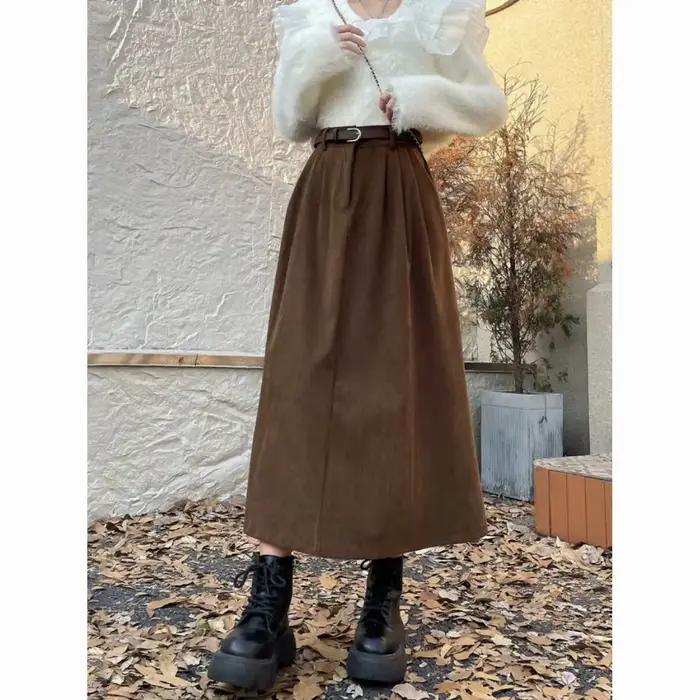 Jupe midi en velours côtelé pour femme
