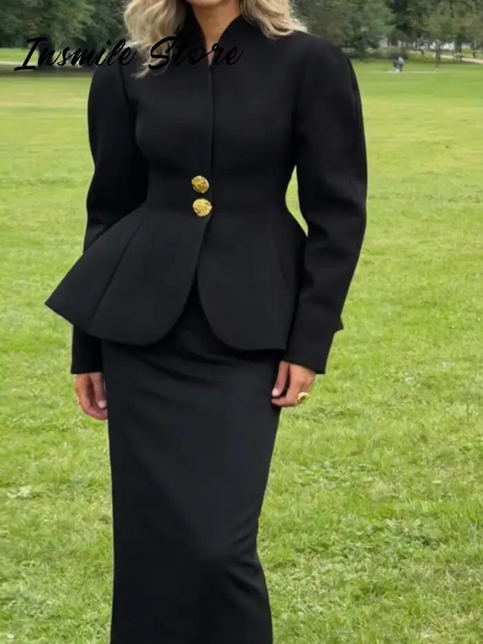 Ensemble élégant veste et jupe pour femme