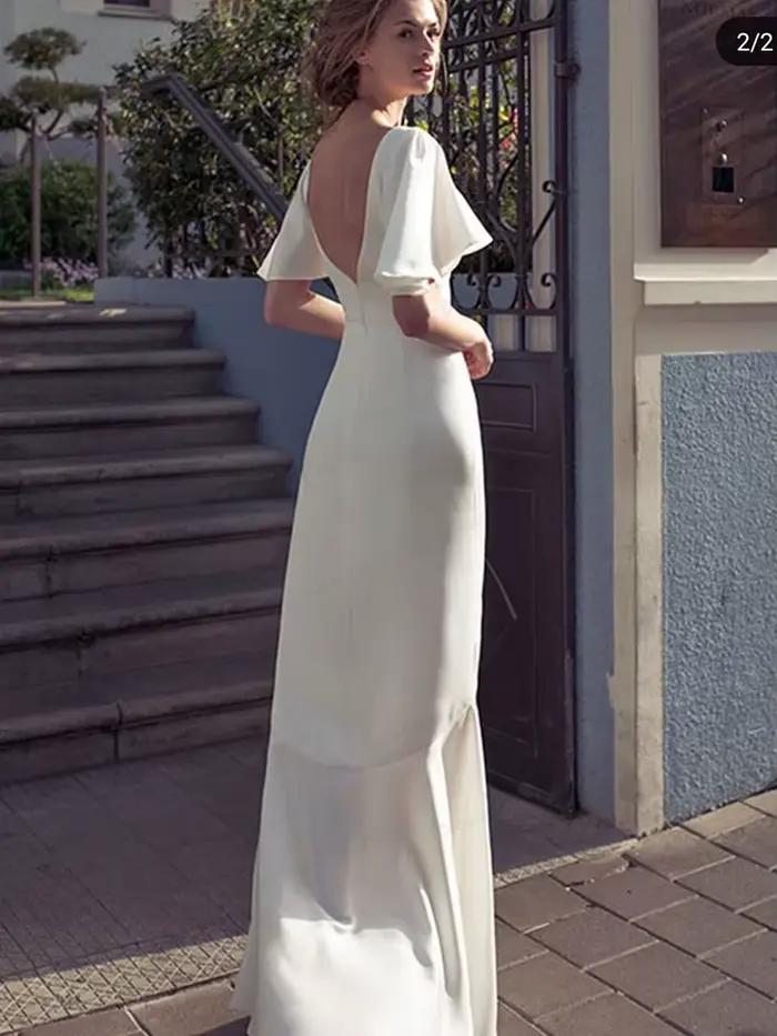 Robe De Mariée Satin Simple Décolleté En V Manches Courtes Dos Nu Sirène Fente Devant Longueur Sol Minimaliste Robes De Mariage Élégantes Romantiques Pour Les Mariées Blanches Féminines Luxe Traîne Vo