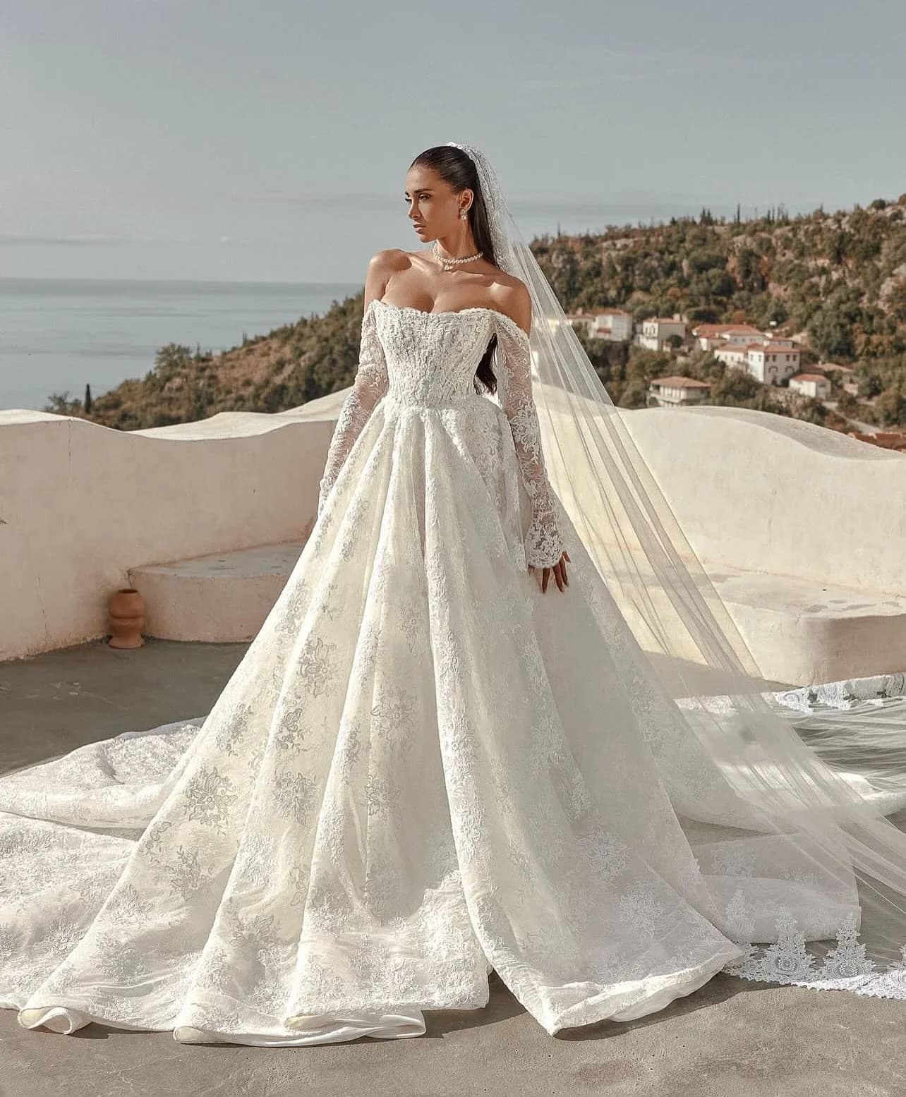 Robe de mariée en dentelle personnalisée à manches longues Estilo Princesa Elegantes blanc sur mesur
