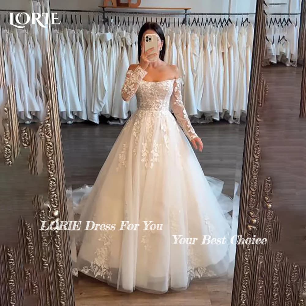 Robe de mariée LORIE à manches évasées, coupe trapèze, épaules dénudées, avec appliques en dentelle,
