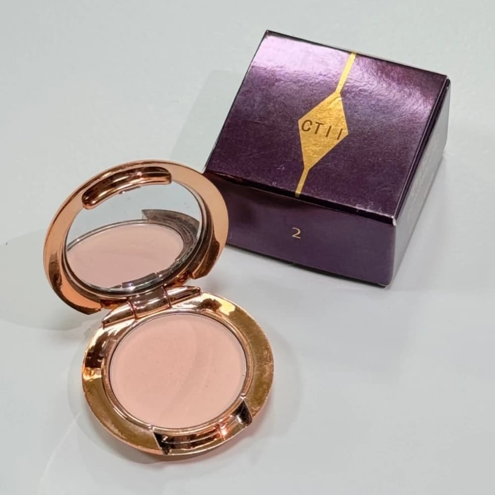 Charlotte Tilbury – baume à lèvres hydratant, poudre pressée, longue durée, ne se décolle pas facile