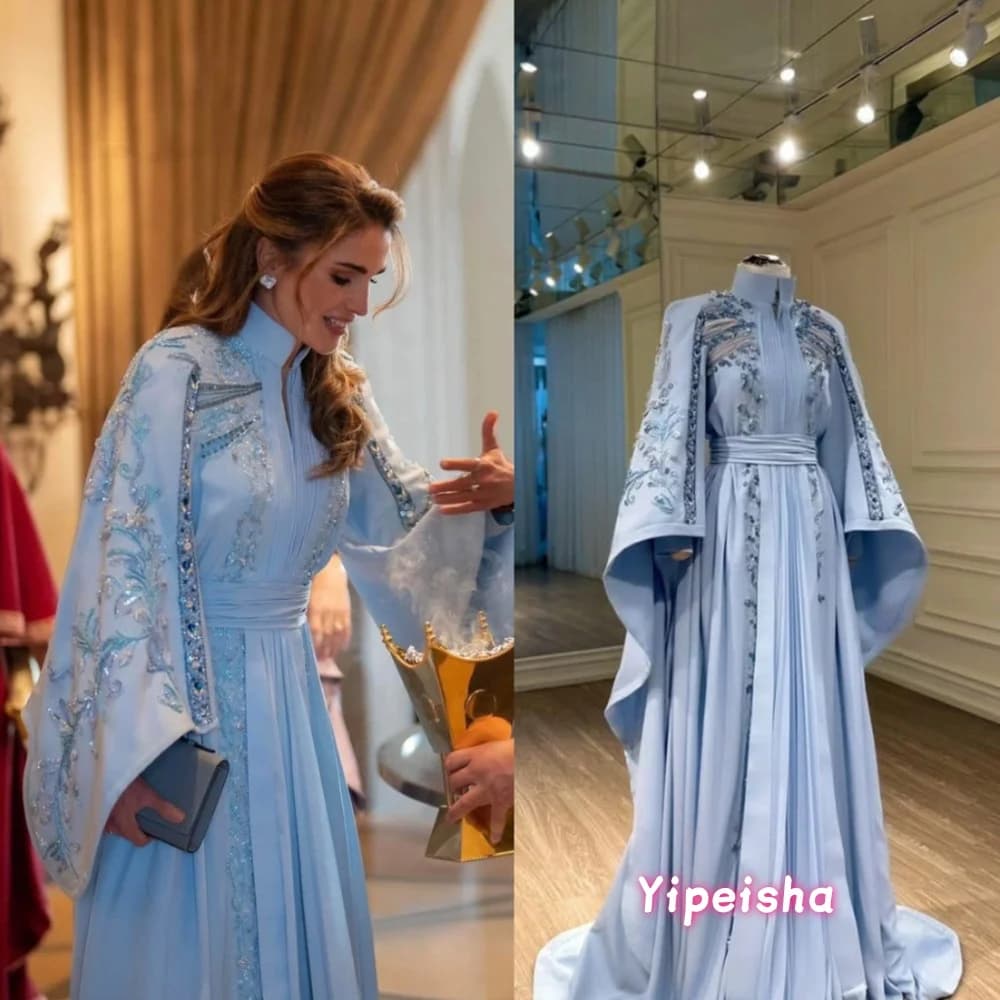 Robe de soirée musulmane marocaine, style kaftan, coupe trapèze, manches longues, col montant, appli