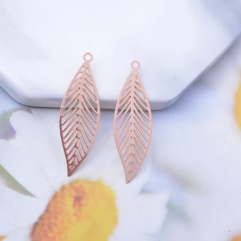 50 pièces AC12644 10x32mm breloques en laiton à longue feuille DIY bijoux boucles d'oreilles résulta