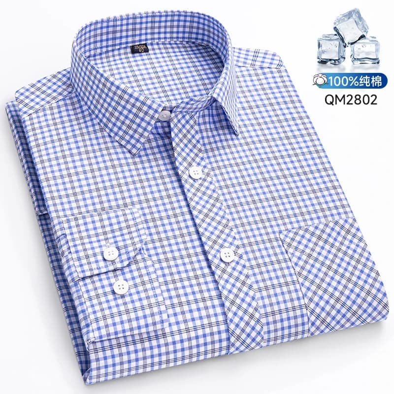 La nouvelle chemise à manches longues pour homme est cool et décontractée. C'est un style streetwear
