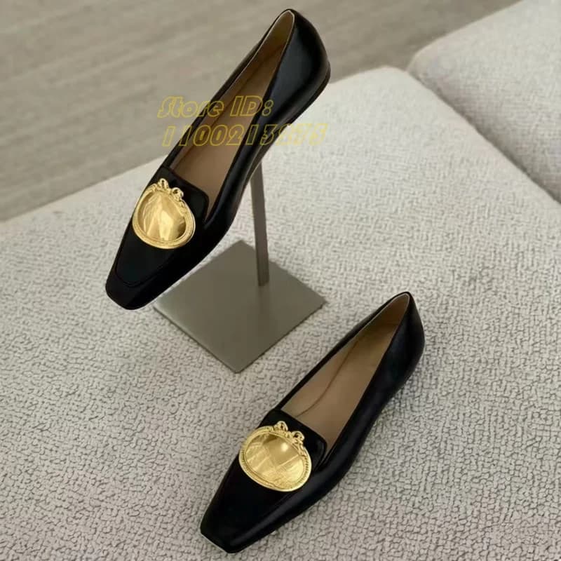 Mocassins plats rétro à bout carré avec boucle métallique, design monobloc, en cuir patchwork, chaus