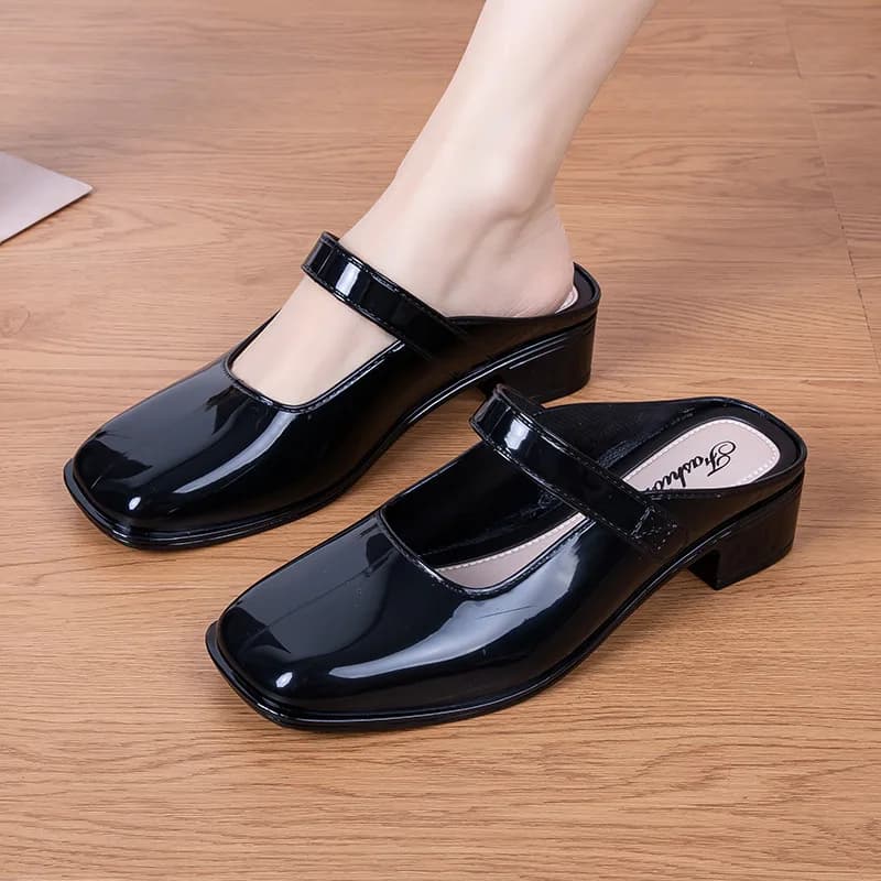 Chaussures élégantes à talon moyen pour femmes, idéales pour jupes, nouvelle collection 2026, polyva