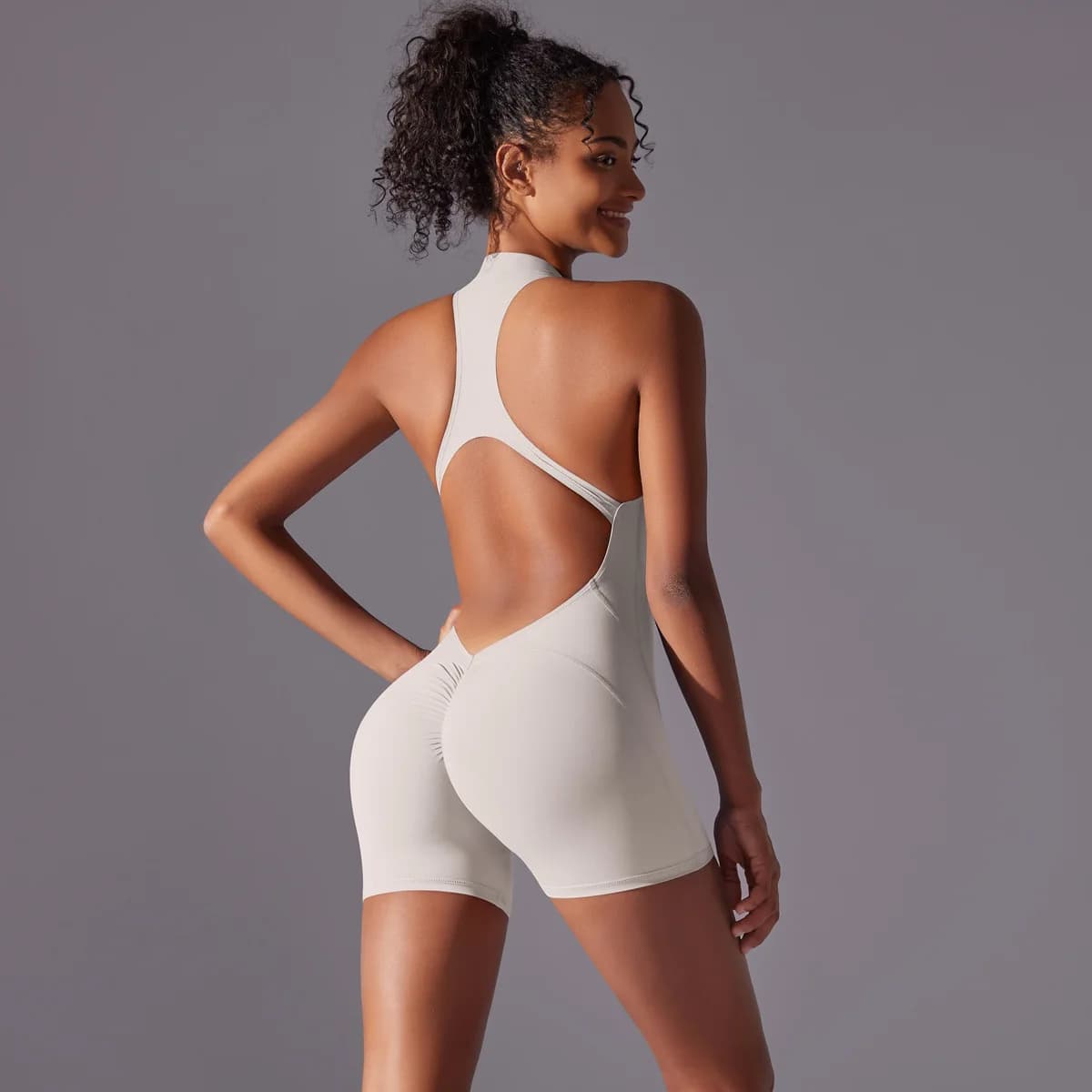 Combinaison de Sport Sexy ajourée, dos nu, froissé sur les fesses, courte femme, une pièce, tenue de