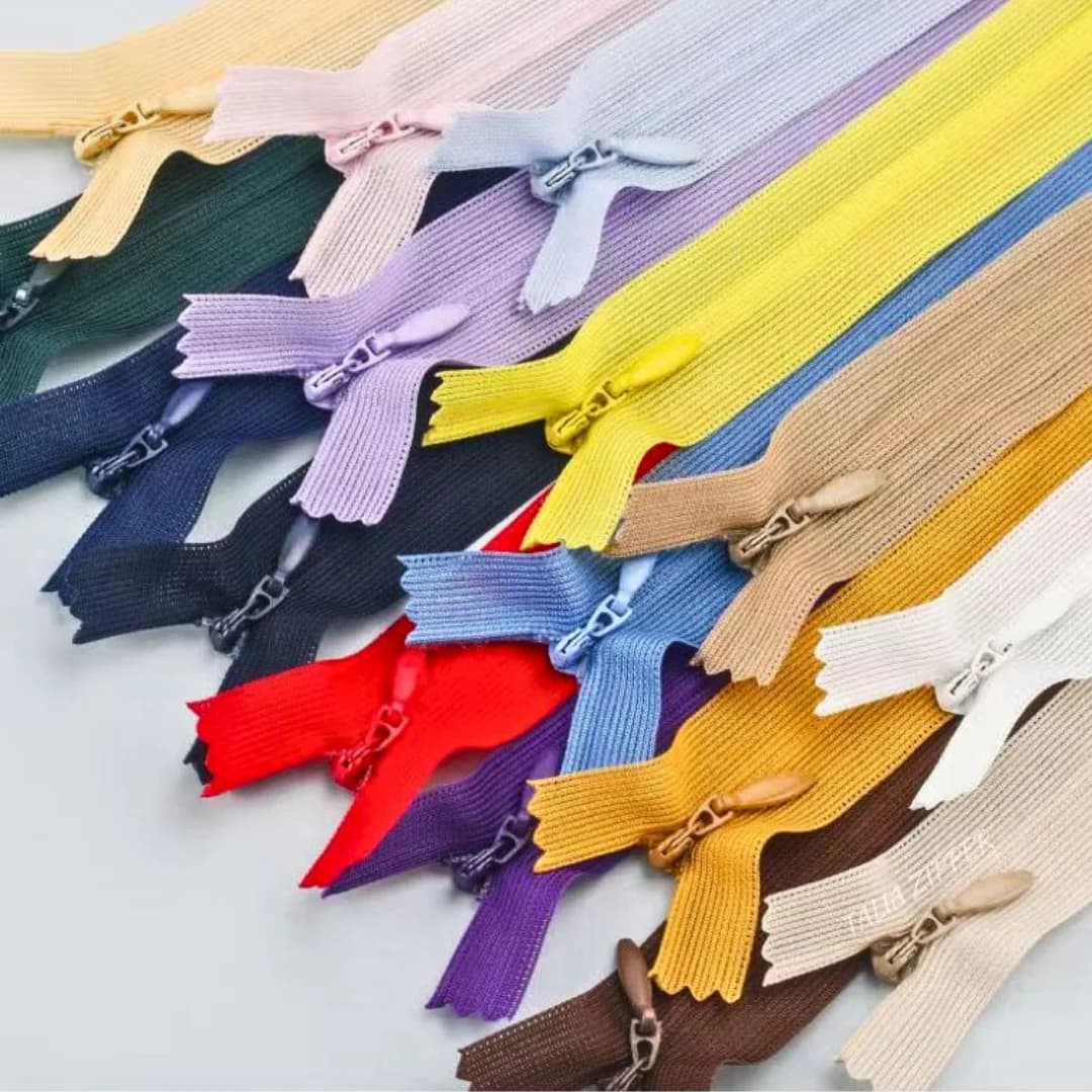 20 fermetures éclair invisibles en soie de couleur aléatoire, multi-tailles, adaptées aux jupes, pan