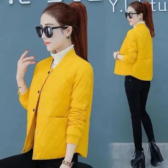 2025 nouveau léger à capuche vers le bas coton tenue de femme mode manteau court Qulited automne hiv