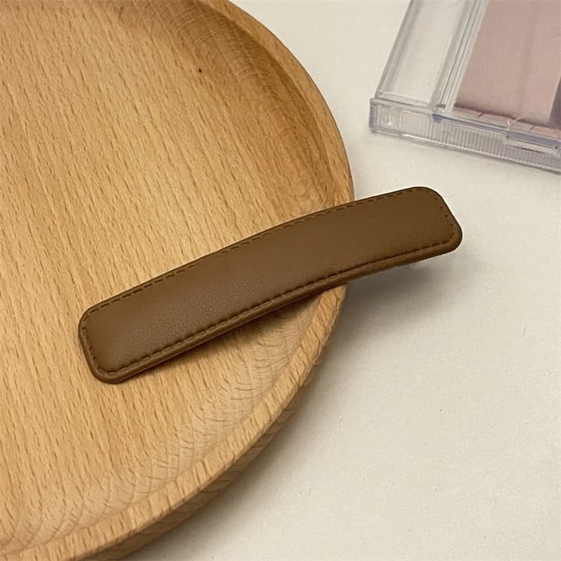 Pince à cheveux en cuir avec franges latérales, style célébrité internet, accessoire de coiffure ten