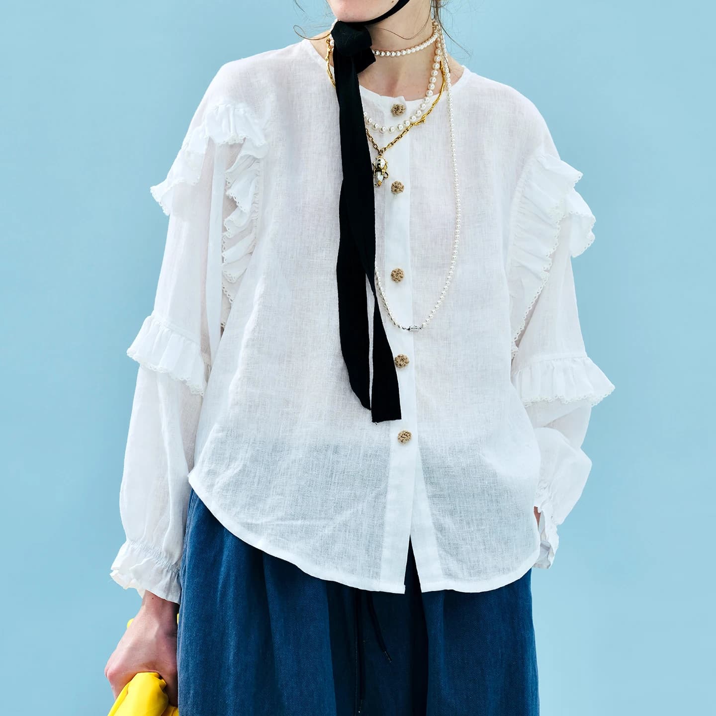 Chemise blanche à manches longues et encolure à volants pour femme, coupe ample, chemisier plissé su
